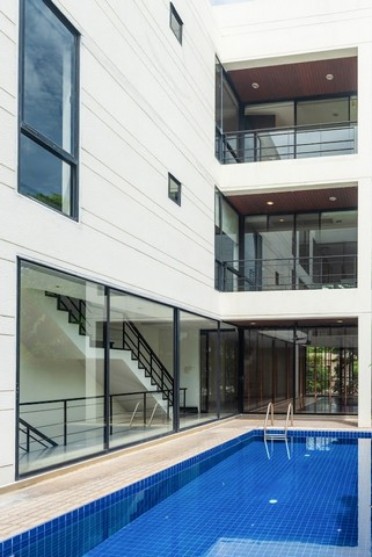 sampleprop